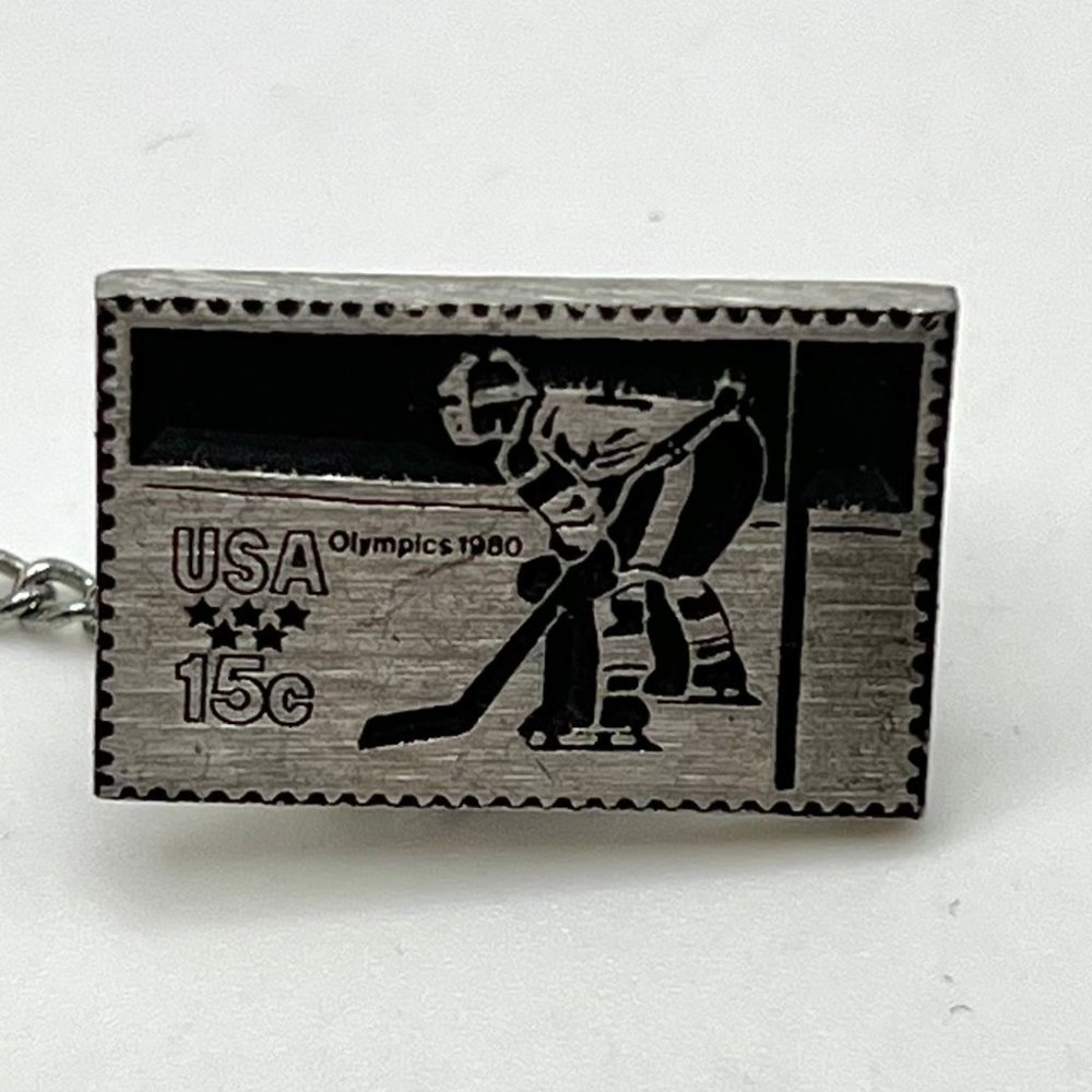 1980 USA Olympic Hockey "Miracle on Ice" Tie Tack - Picture 2 of 4